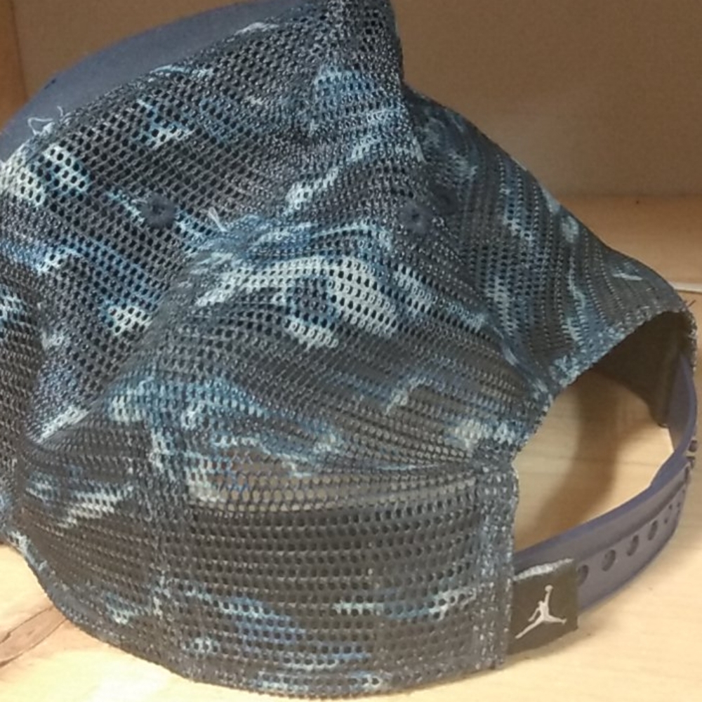 Jordan hat - Picture 2 of 2